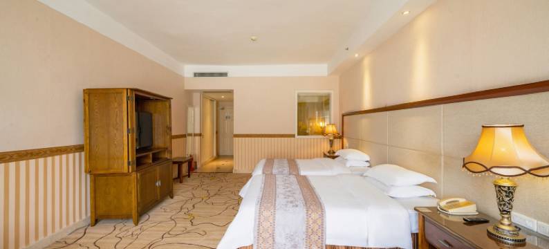 廉江丽波酒店(廉江樱花公园店)图片