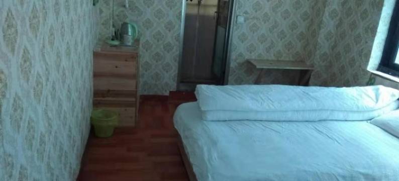 威宁弘希酒店图片