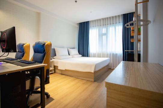 网鱼电竞酒店(上海火车站店)