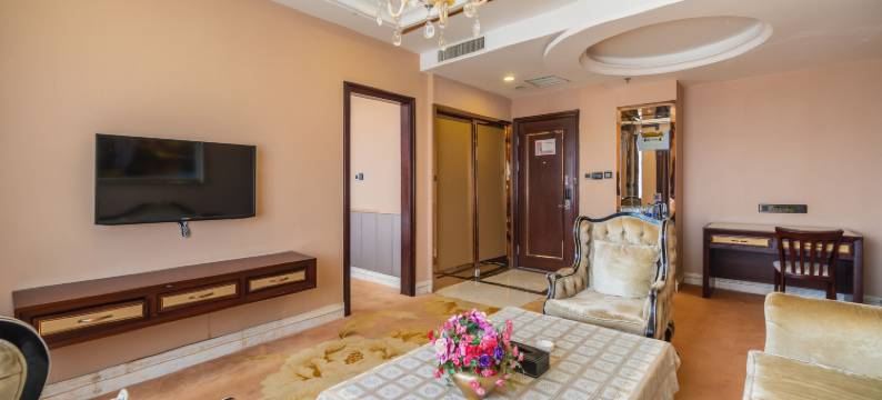 东港润增大酒店图片