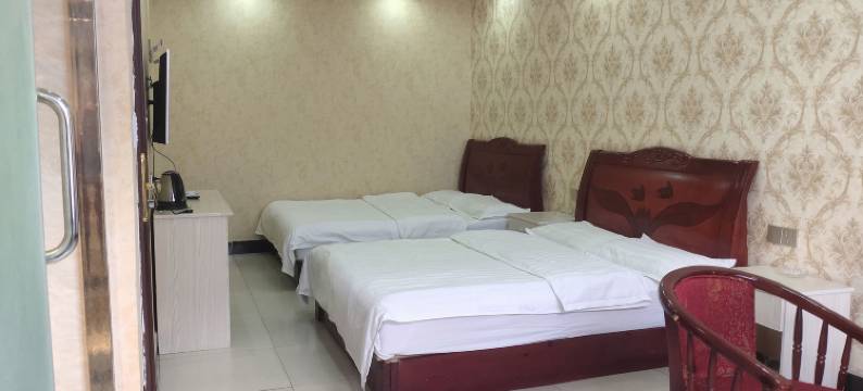 昆明亲情酒店图片