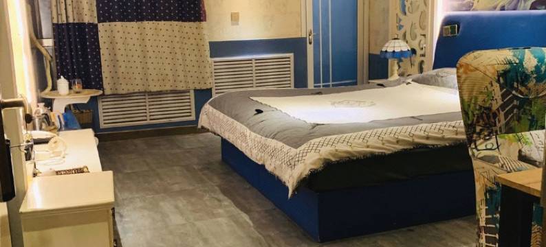 东营蓝精灵网咖民宿图片