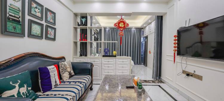 栖悦轻奢公寓(南昌县COCO悦城店)图片