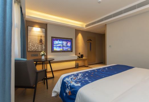 Yeste Hotel (Lingshan Jiangnan Avenue) Hotel Overview