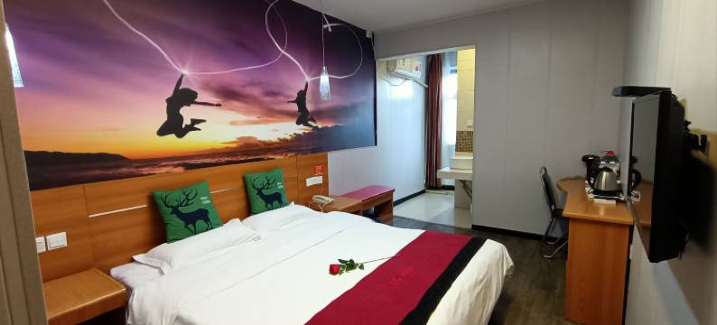 华庭酒店(宜阳李贺大道店)图片