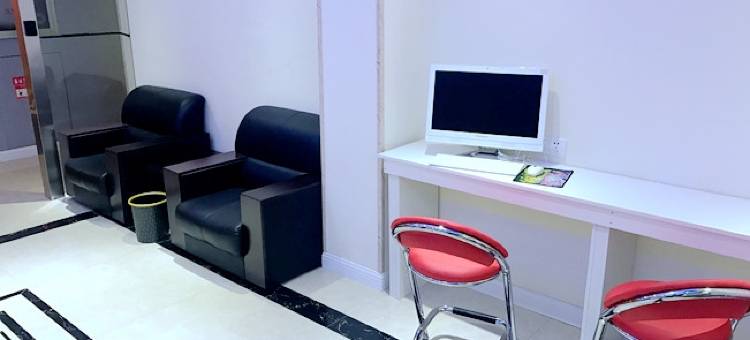 易佰良品酒店(上海北新泾地铁站店)图片