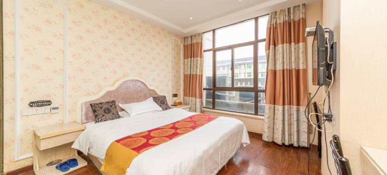 德清月亮湾主题宾馆图片