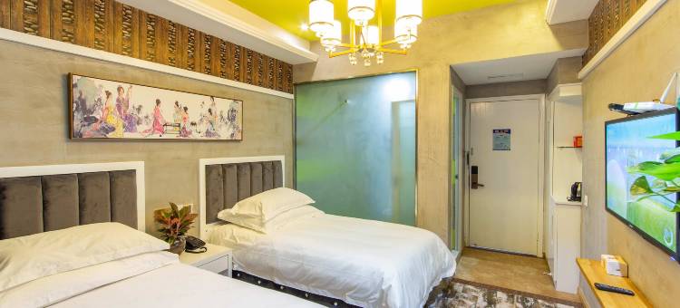 义乌百双艺术酒店(中心医院店)图片