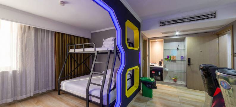 宣城她来他网电竞主题酒店图片