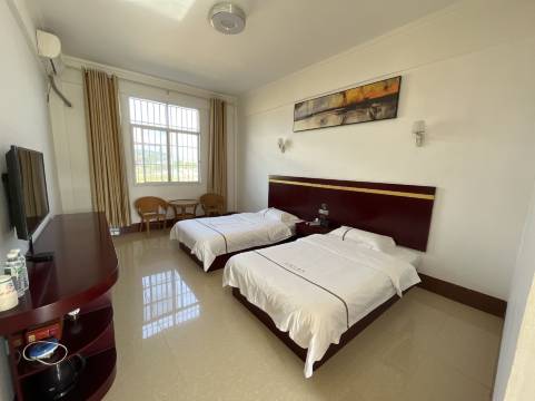 孟连泰瑞大酒店