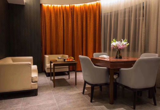 Kaihua Jintai Q-Box Hotel Hotel Overview