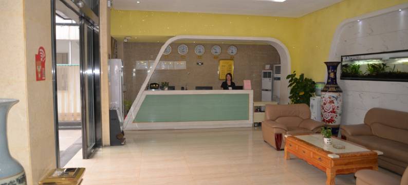 华庭商务宾馆(濮阳市妇幼保健院店)图片