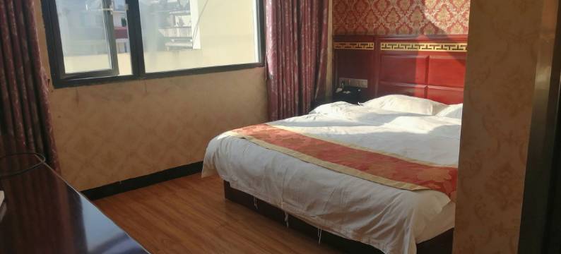 富宁星辰主题酒店图片