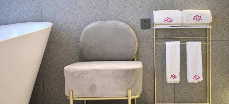 蒂莲雅精品酒店(南宁站广西大学地铁站店)图片