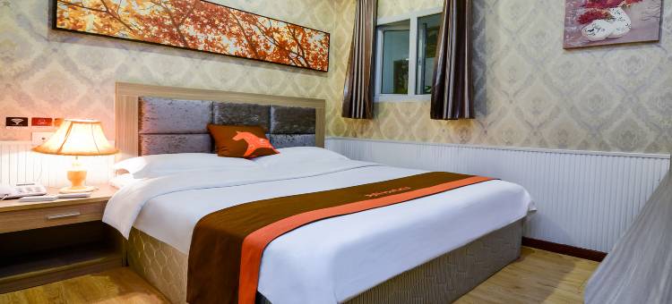 骏怡连锁酒店(重庆南坪万达广场店)图片