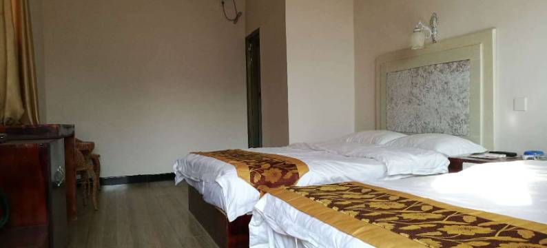 普者黑窝子田客栈图片