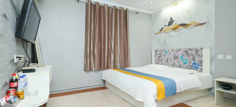 长春V8主题宾馆图片