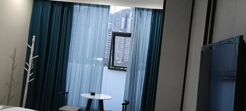 彭水金叶子主题花园酒店图片