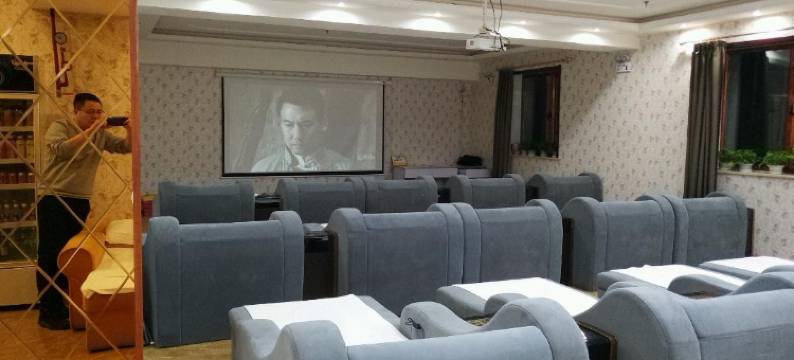 嫩江阳光浴池宾馆图片