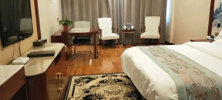 庄浪宸林源大酒店图片