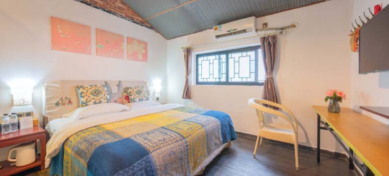 深圳较场尾说时依旧客栈图片