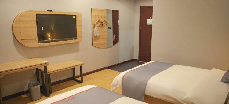 骏怡连锁酒店(青岛西海岸汽车总站店)图片