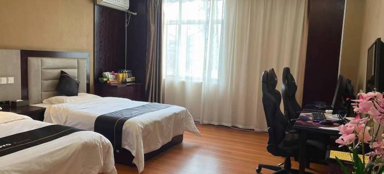 华亭芊禾酒店图片