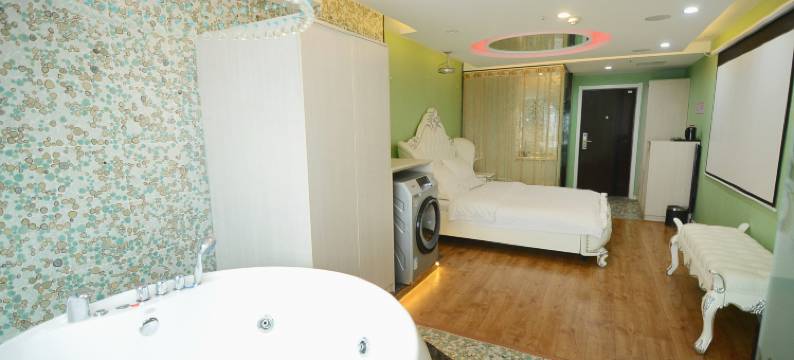 拾年青春公寓(合肥南站店)图片