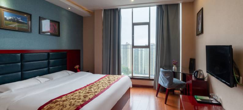 大方四月天假日酒店图片