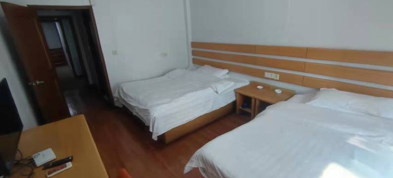 丹阳静园旅馆(金鹰天地购物广场店)图片