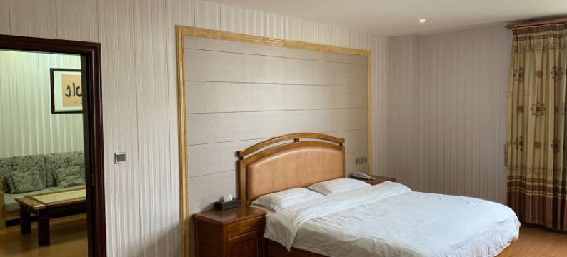 蕉岭辉煌酒店图片