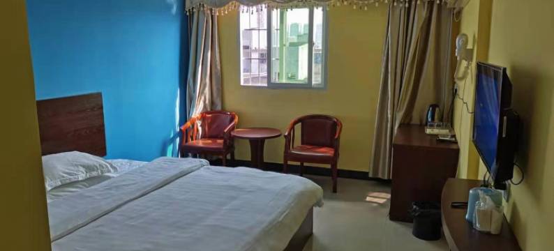 鸿泰商务宾馆(湛江世贸店)图片