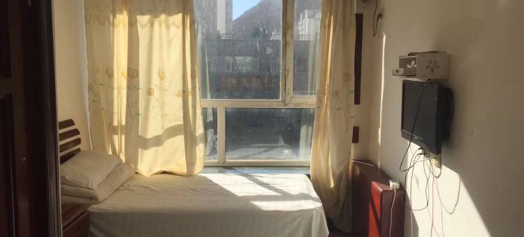 集安假日旅馆图片