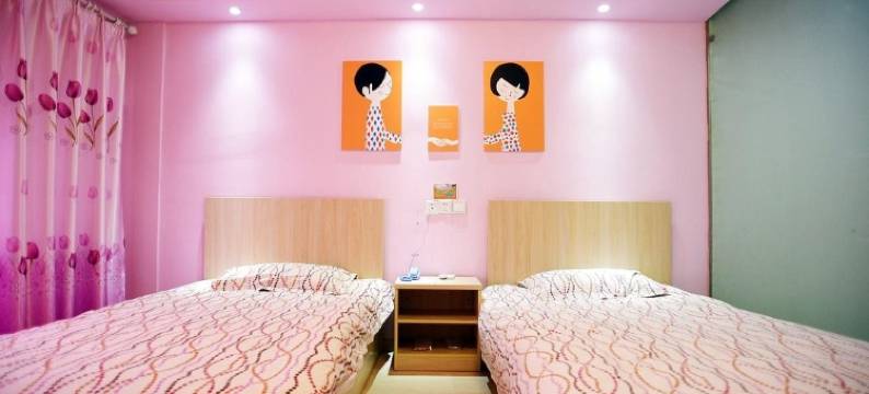 丁丁酒店(上海华夏东路地铁站店)图片