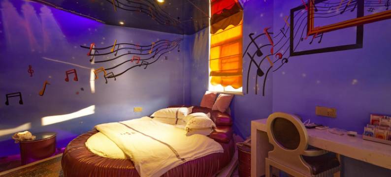 洪湖唯爱1314主题宾馆图片