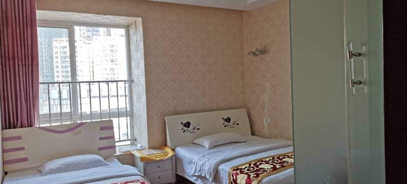 毕节坡头车旅馆图片