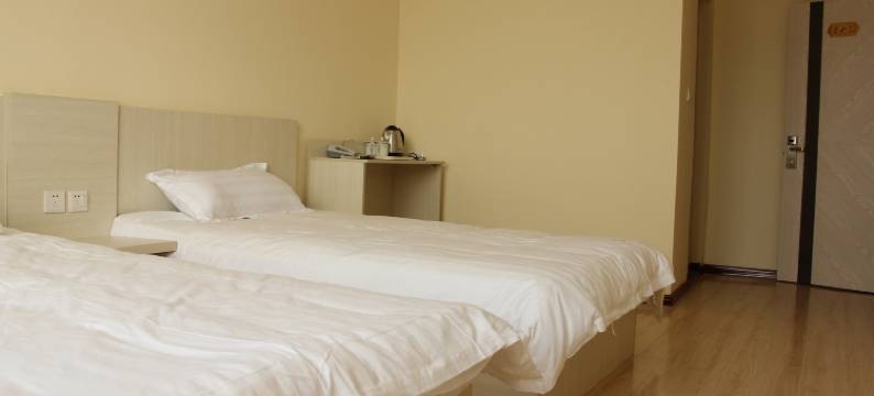 青岛百福祥宾馆(青岛城市学院店)图片