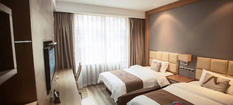 万云假日酒店(萍乡绿荫广场店)图片