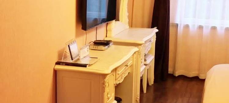 鸿翔假日酒店(通化二道江店)图片