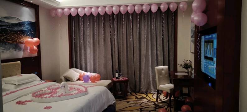 红石酒店(百色田阳古城店)图片