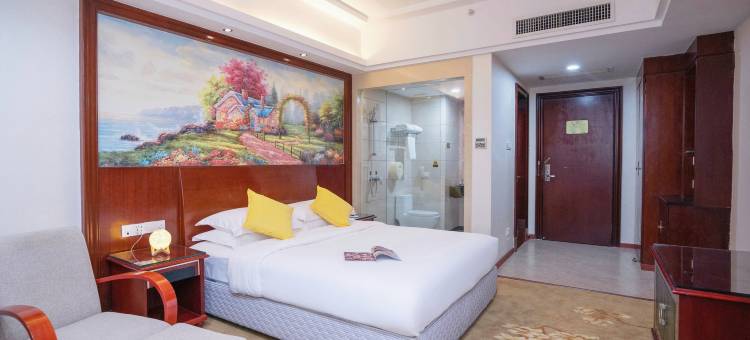 深圳爱汀堡酒店(华南城平湖地铁站店)图片