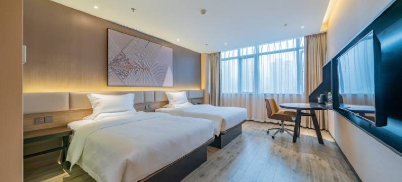 IU酒店(重庆大渡口步行街新山村地铁站店)图片