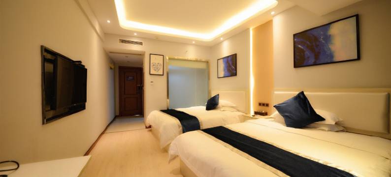 南充亚丁假日酒店图片