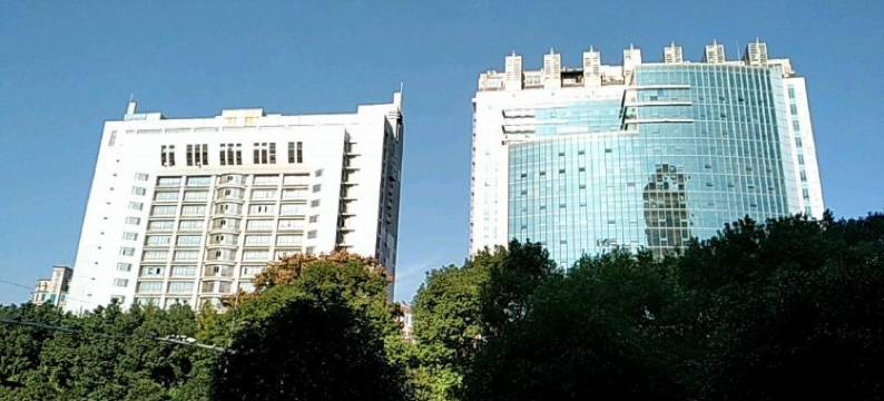 武汉天鑫宾馆(光谷广场地铁站店)图片