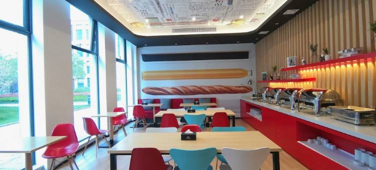 宜必思酒店(杭州未来科技城阿里巴巴EFC园区店)图片