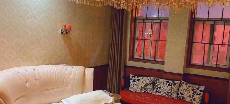 西平鼎力商务酒店图片