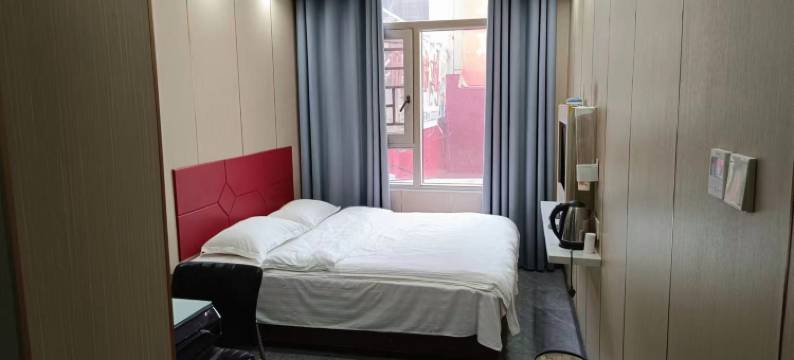 阳光宾馆(仙桃钱沟路店)图片