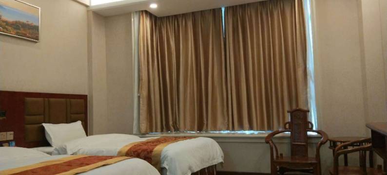 普宁湖盛酒店图片