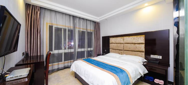 长沙佩奇酒店(长沙火车站朝阳村地铁站店)图片