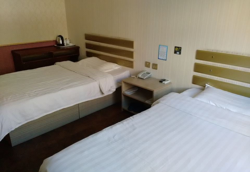  Hotel Overview